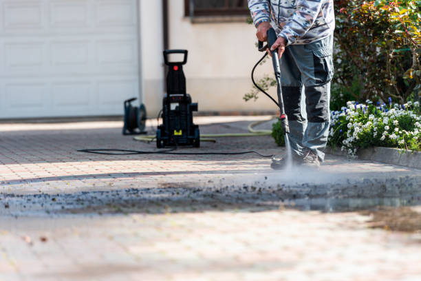 Best Sidewalk Pressure Washing  in Paramount, CA